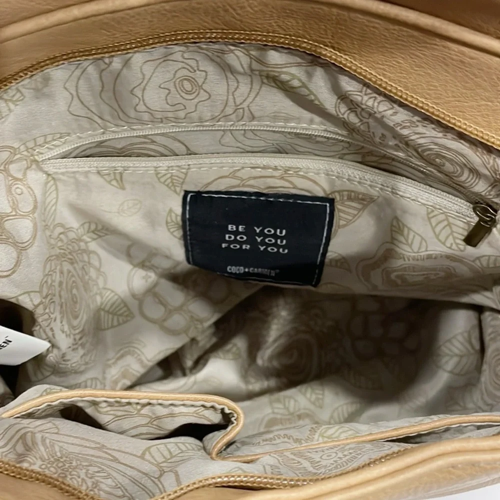Coco + Carmen Giana Messenger Bag Shoulder Crossbody Tan Vegan‎ Faux Leather